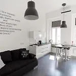 Mini Loft Design - With Sauna بودابست
