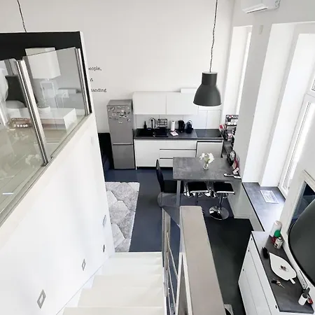 Mini Loft Design - With Sauna 아파트